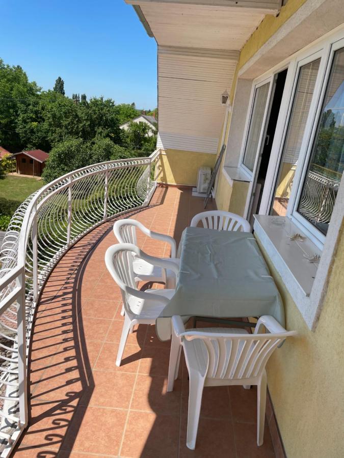 Esther Apartman Gyenesdiás Εξωτερικό φωτογραφία
